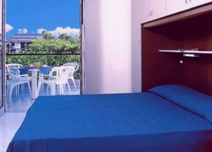 Relax By The Pool-beahost Daire