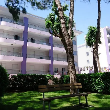 Relax By The Pool-beahost Appartement *